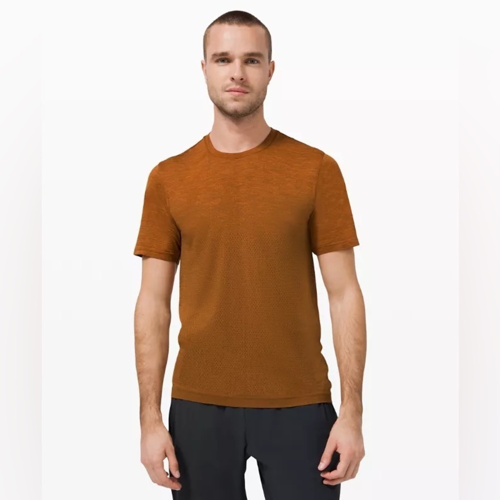 Lululemon- Men’s Metal Vent Tech SS - XL